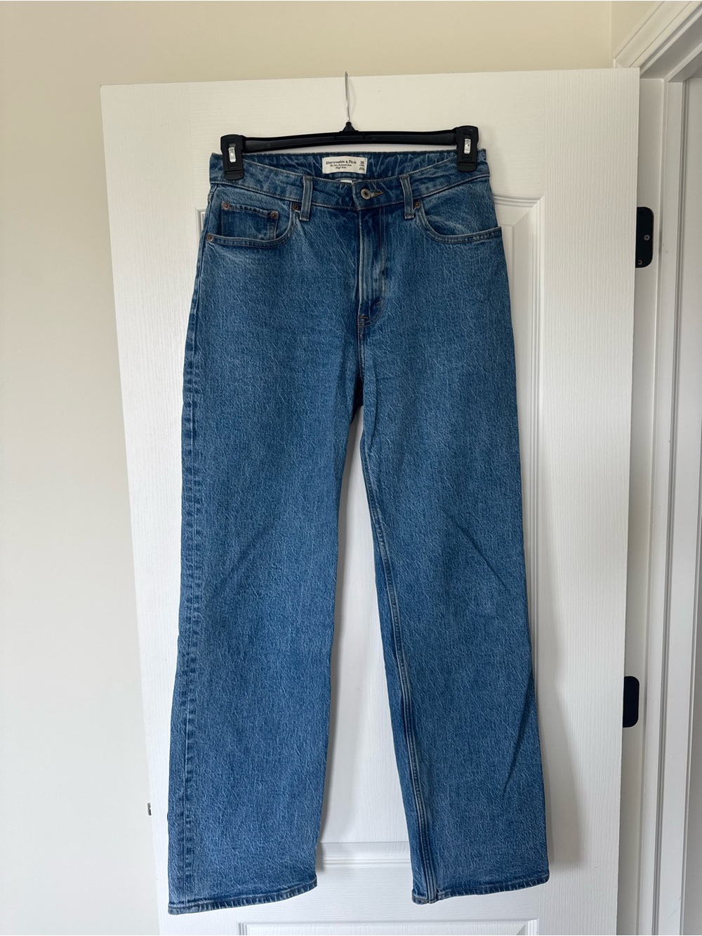 Abercrombie & Fitch High-Rise Curve Love Jeans